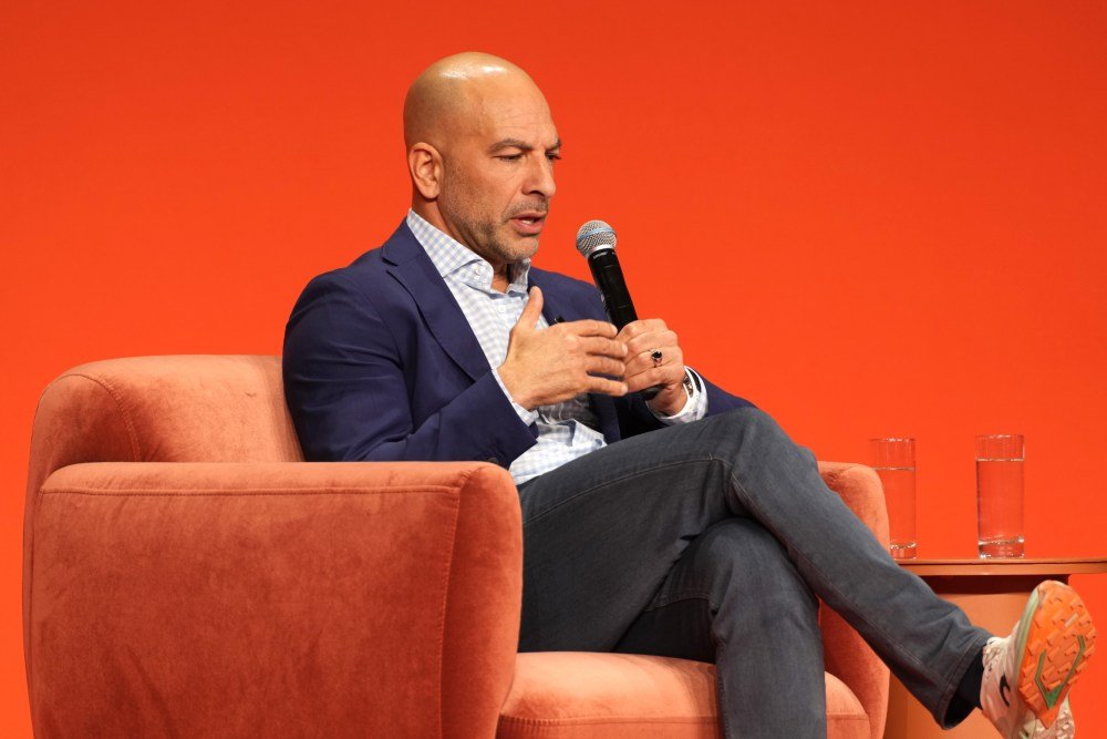 Dr. Peter Attia Exits as CBS News Contributor Following Epstein Controversy As Paramount Skydance Makes New Pitch for Warner