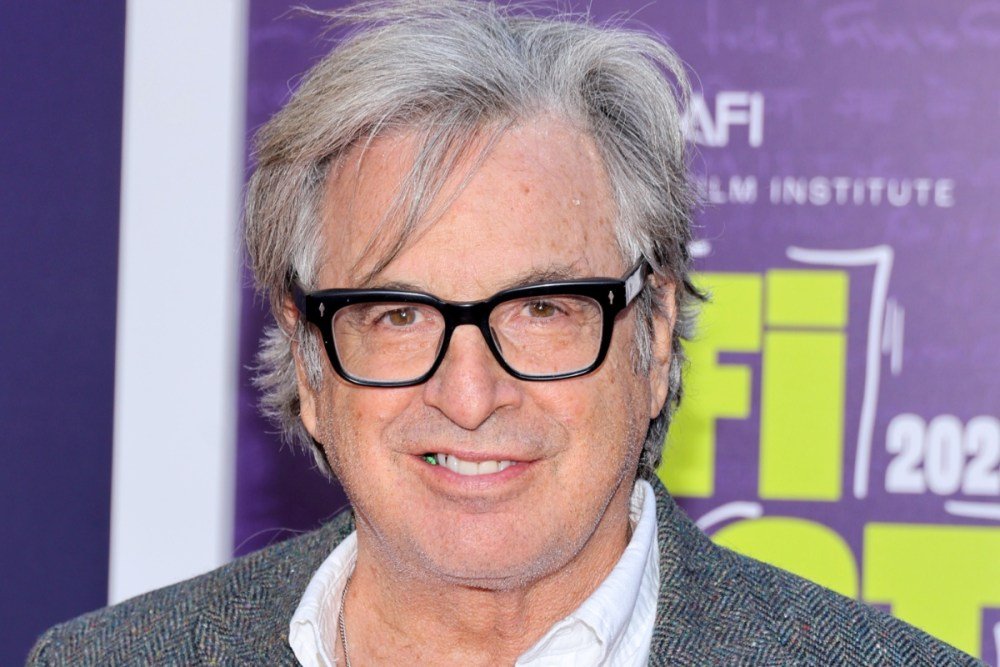 Robert Carradine, ‘Revenge of the Nerds’ and ‘Lizzie McGuire’ Star, Dies at 71