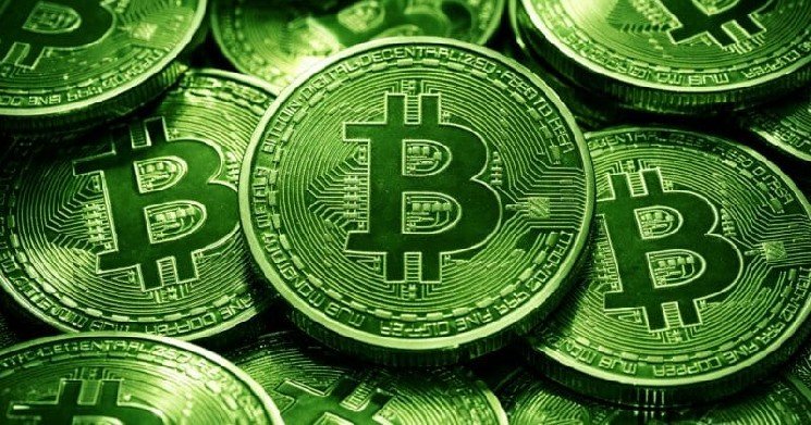 Bitcoin climbs to $71K as crude tumbles on possible global oil reserve release