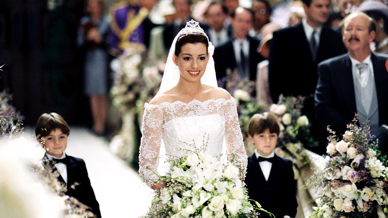 Anne Hathaway Reveals ‘Princess Diaries 3’ Update: “We Had a Story Breakthrough”