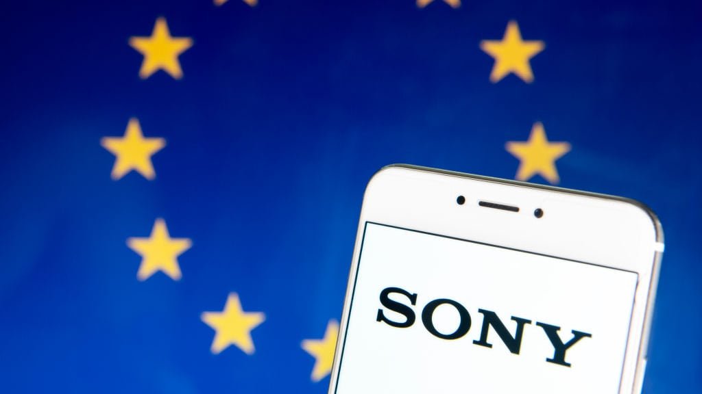 EU: No, We Can’t Force Sony To Keep Making Physical Games