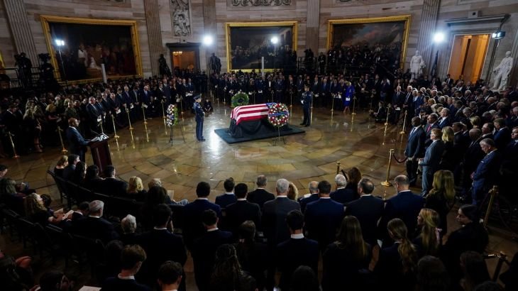 Tributes paid to Lindsey Graham at US Capitol ceremony