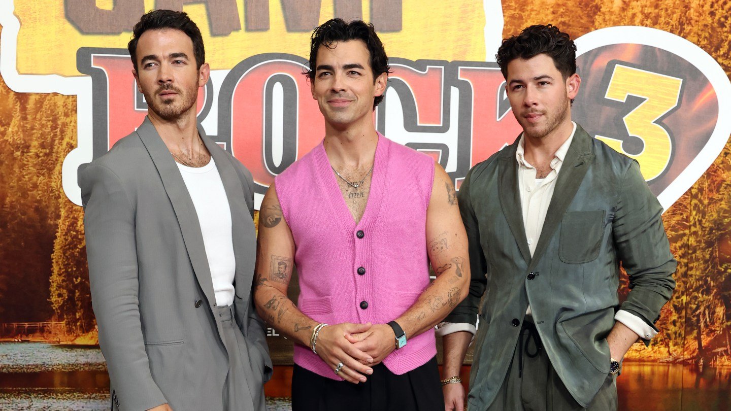 Jonas Brothers on Today’s New Generation of Disney Stars: “Don’t Envy Anybody That’s Doing This Now”