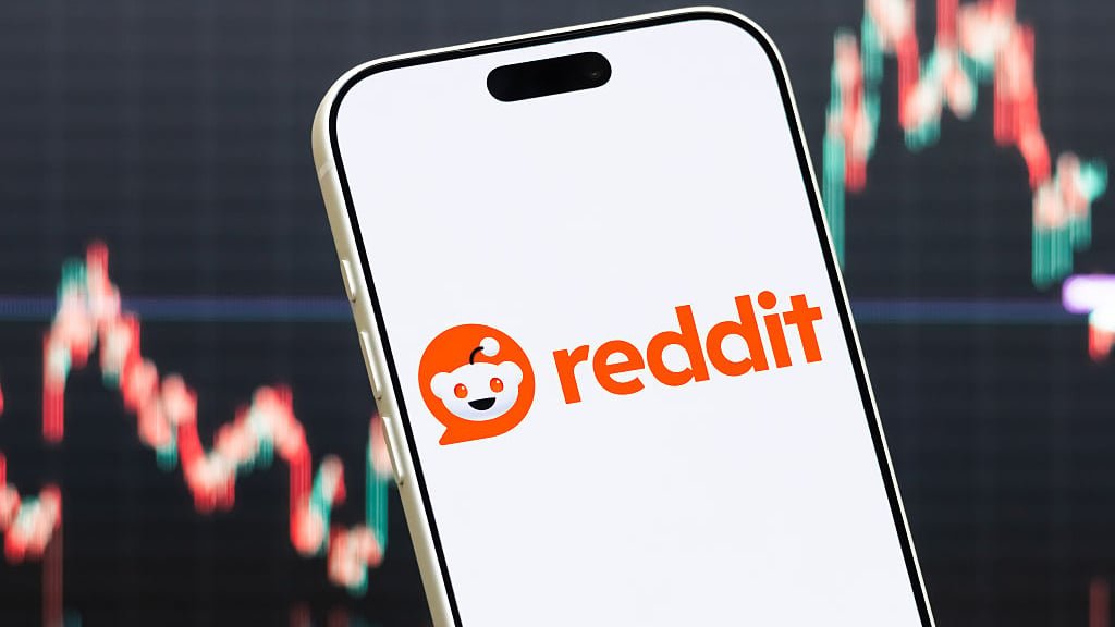 Run Out of Podcasts? Reddit May Soon Allow You to Watch or Listen to Posts