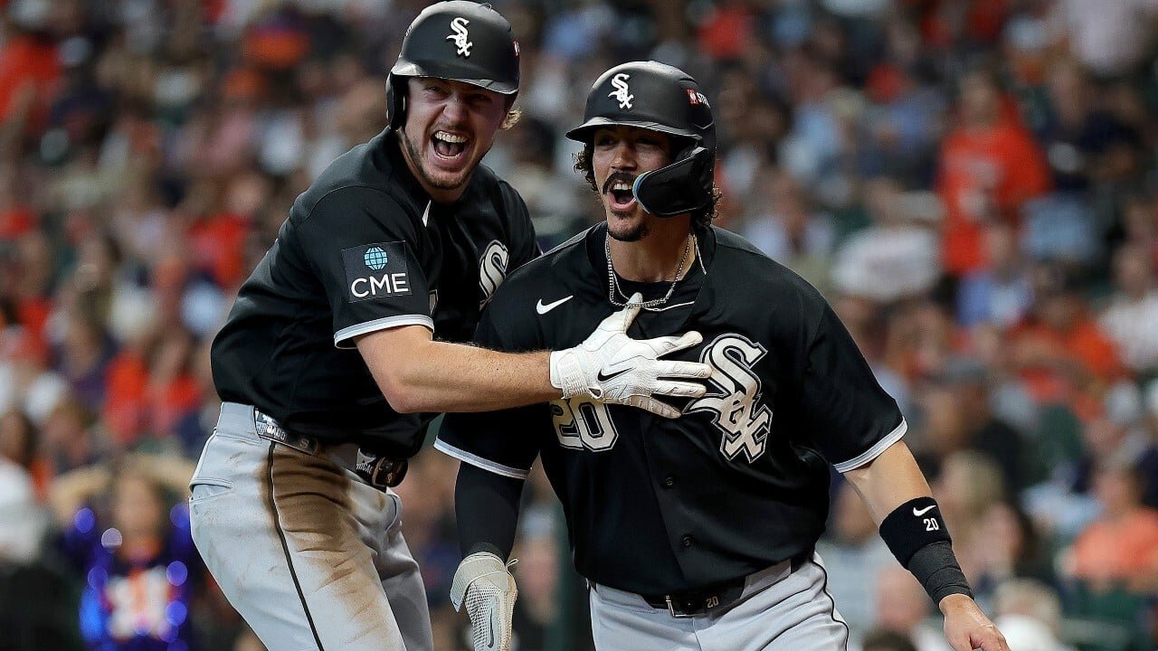 How to Watch Chicago White Sox vs. Cleveland Guardians MLB Division Series Game 5 (Even for Free)