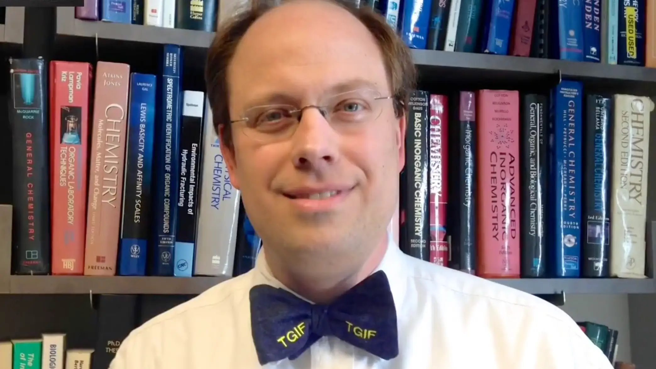 Professor accused of soaking student’s backpack in urine admits to disturbing habit