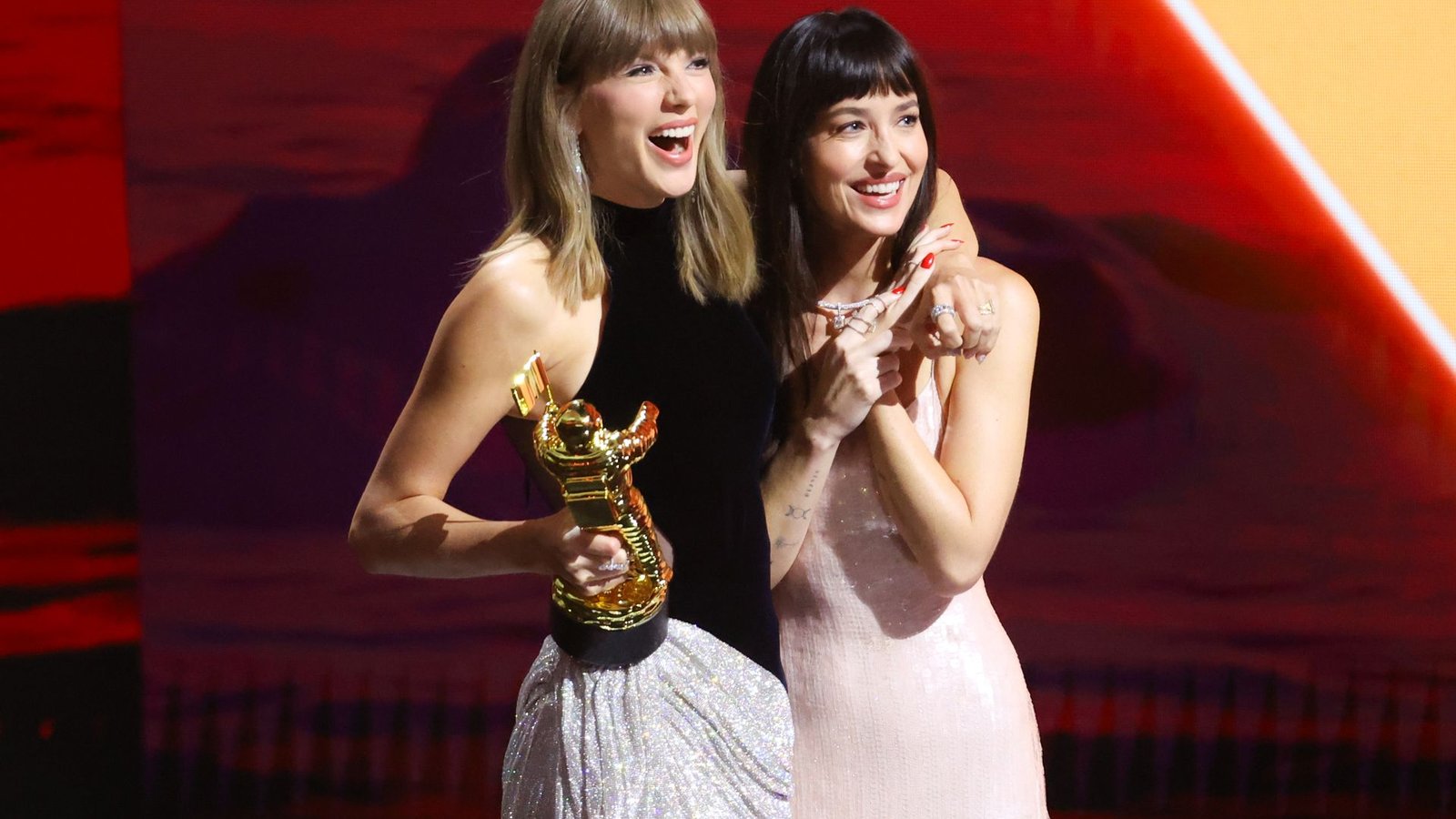 Taylor Swift crashes Dakota Johnson’s ‘SNL’ monologue as she jokes about her famous exes