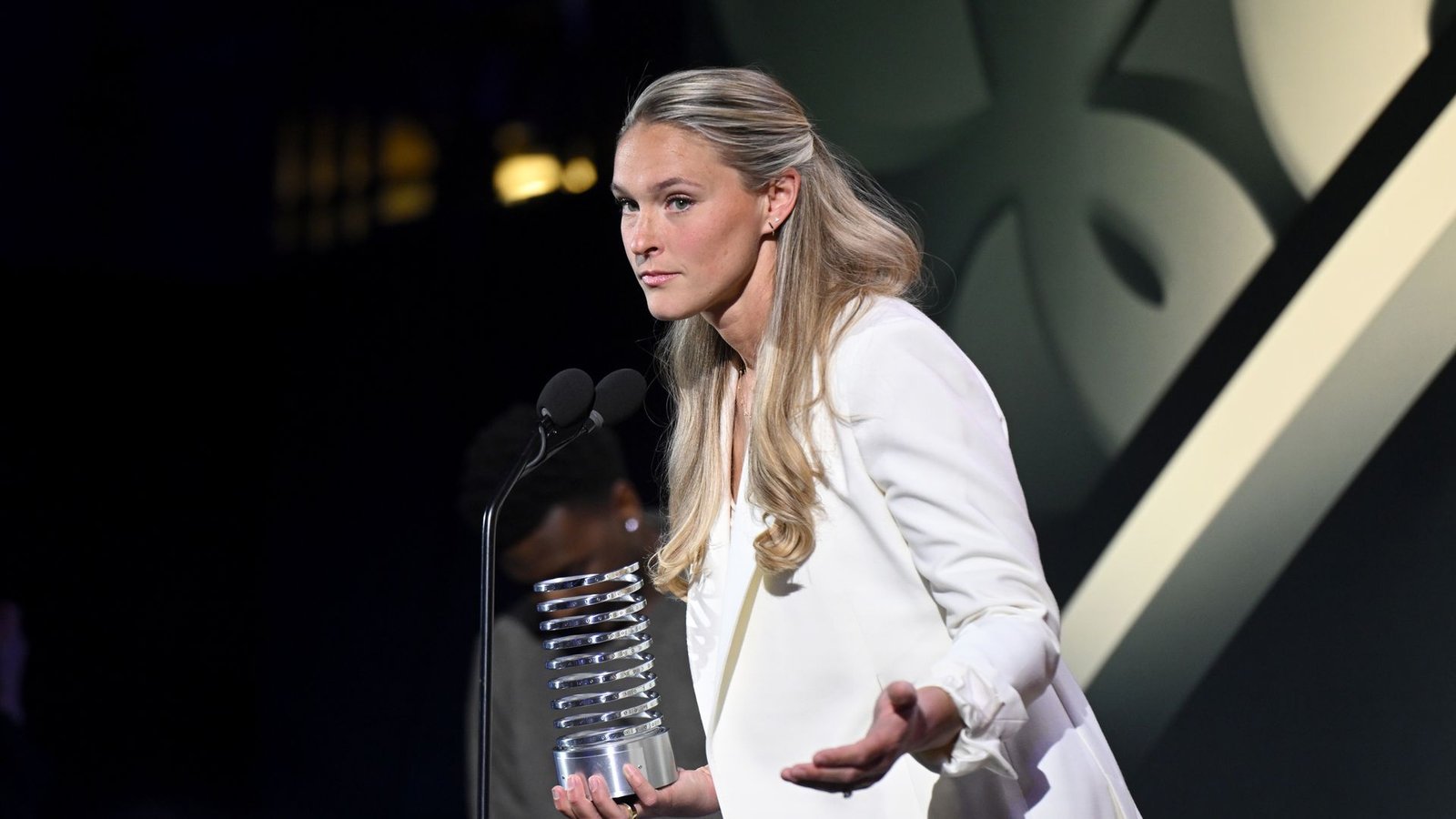 Taylor Swift’s sister-in-law, Kylie Kelce, apologizes to Kate Middleton: Here’s what happened