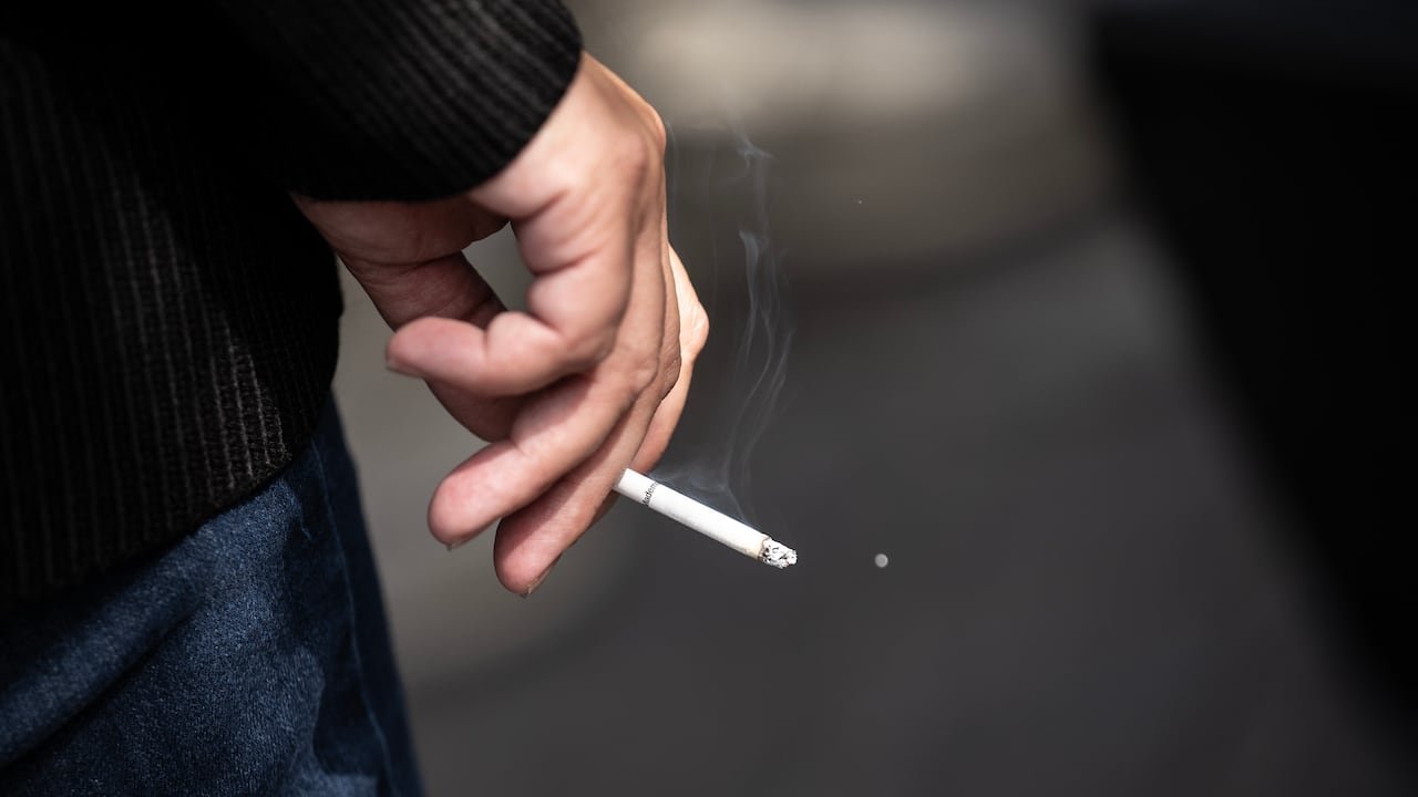 With celebs and influencers glamourizing ‘cigs’ online, experts are carefully watching smoking trends
